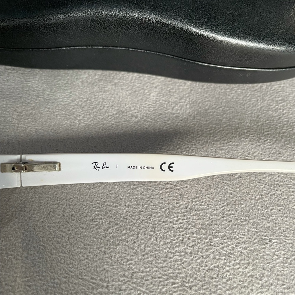 Ray-Ban Frames - image 4